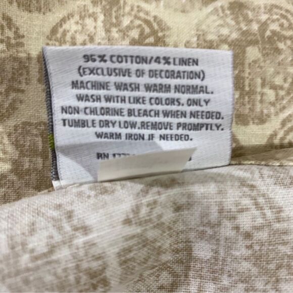 Threshold Beige Distressed Medallion Linen Blend Tassels Table Throw 50" x 50" - Picture 4 of 6